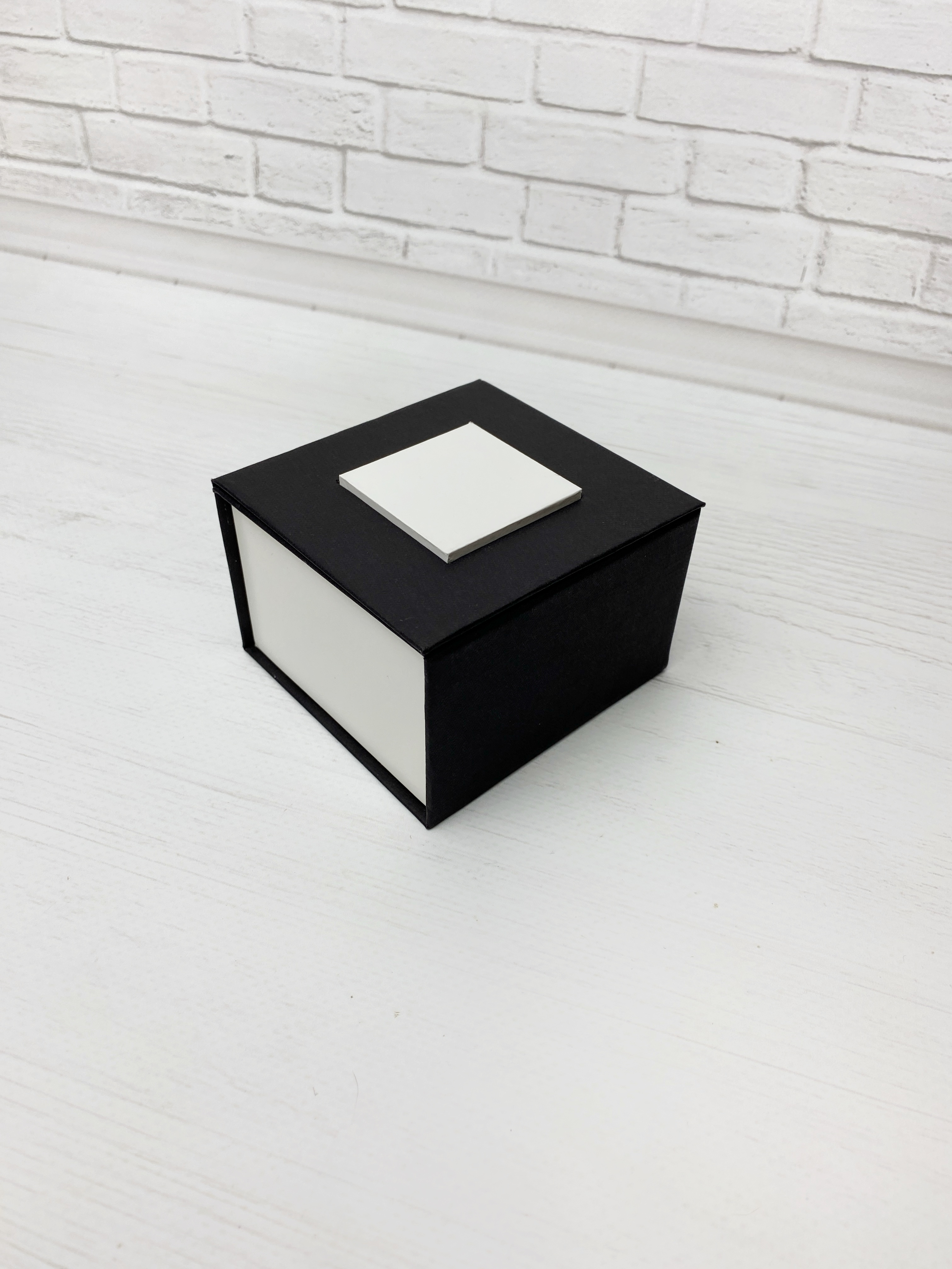 Подарункова коробка для годинника (black) Подарункова коробка для годинника (black)