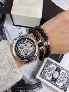 Браслети з натуральних каменів Silver Lava set